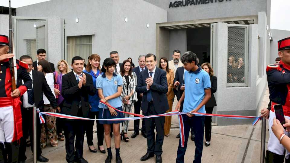 el-gobernador-zamora-inaugura-hoy-una-escuela,-tras-el-retorno-a-clases-del-nivel-primario