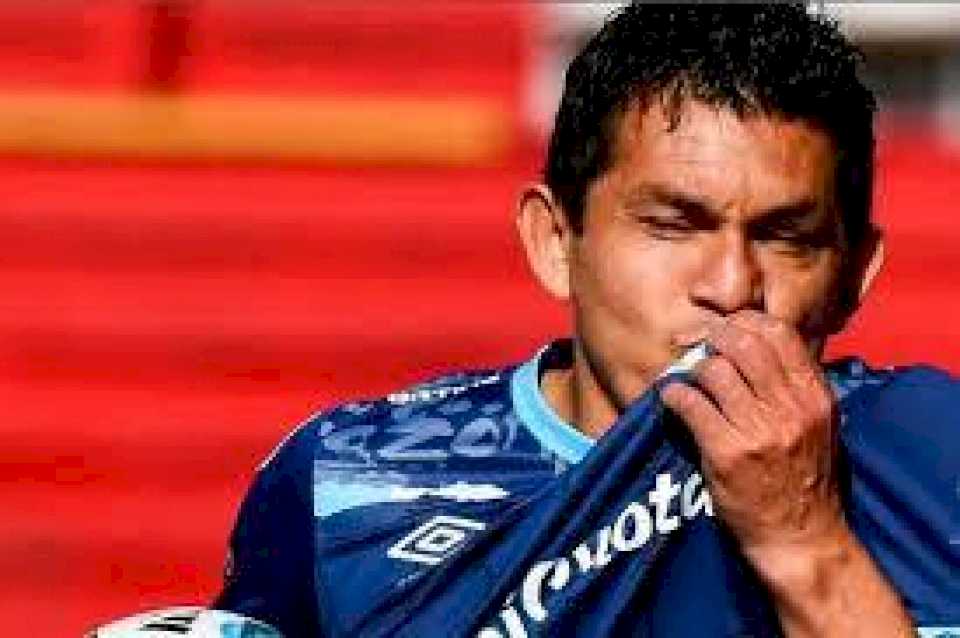 el-pulga-rodriguez-brillo-en-la-victoria-de-atletico-tucuman