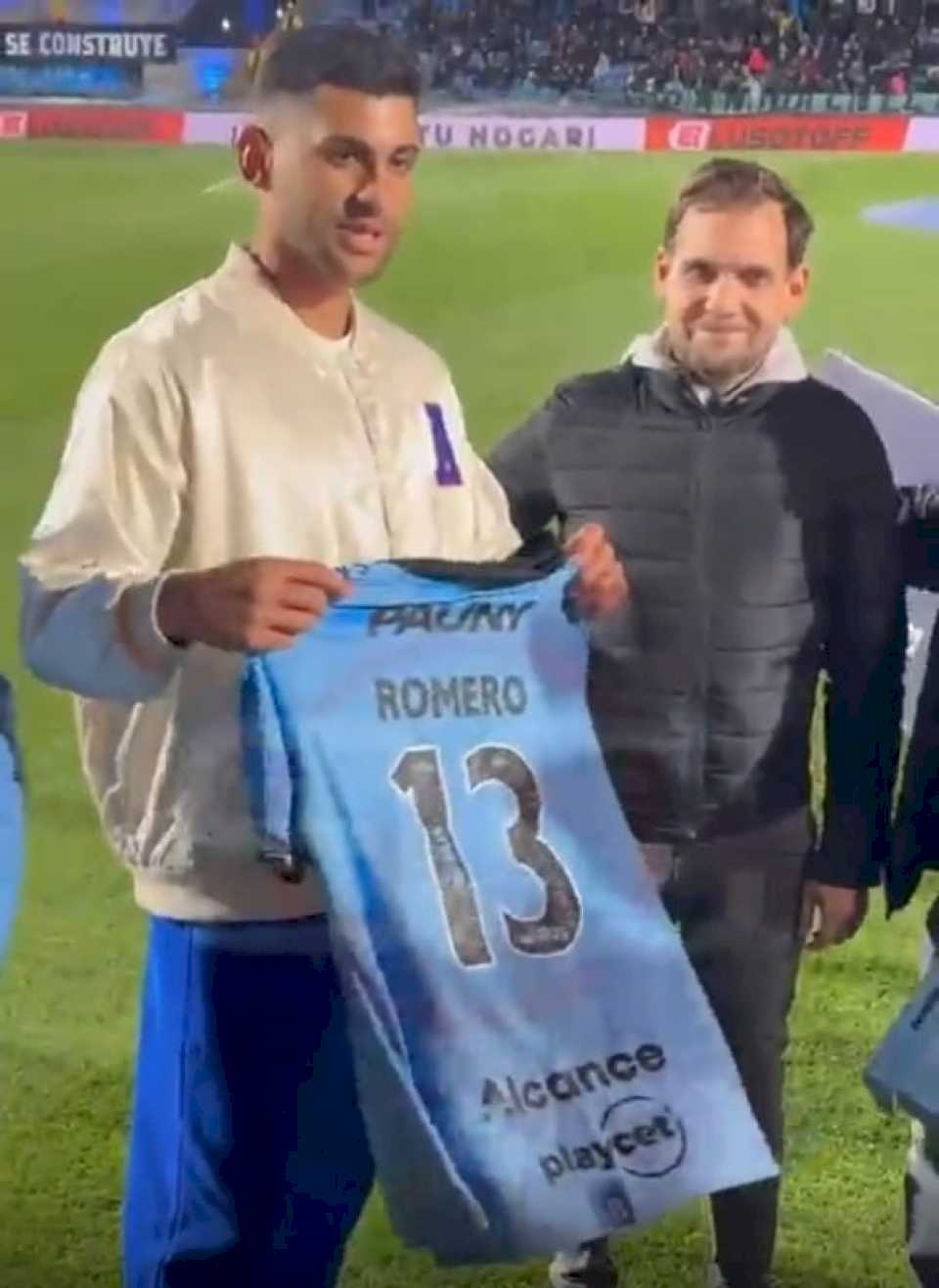 “Dale campeón, dale campeón”: así fue el emotivo homenaje de Belgrano al Cuti Romero