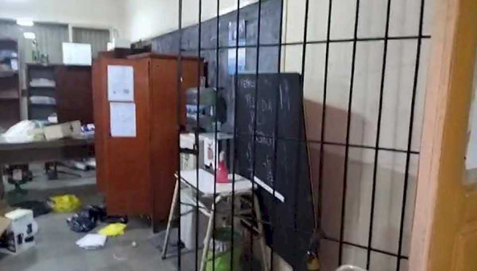 ataques,-robos-y-vandalismo:-la-delincuencia-se-ensano-con-las-escuelas-saltenas