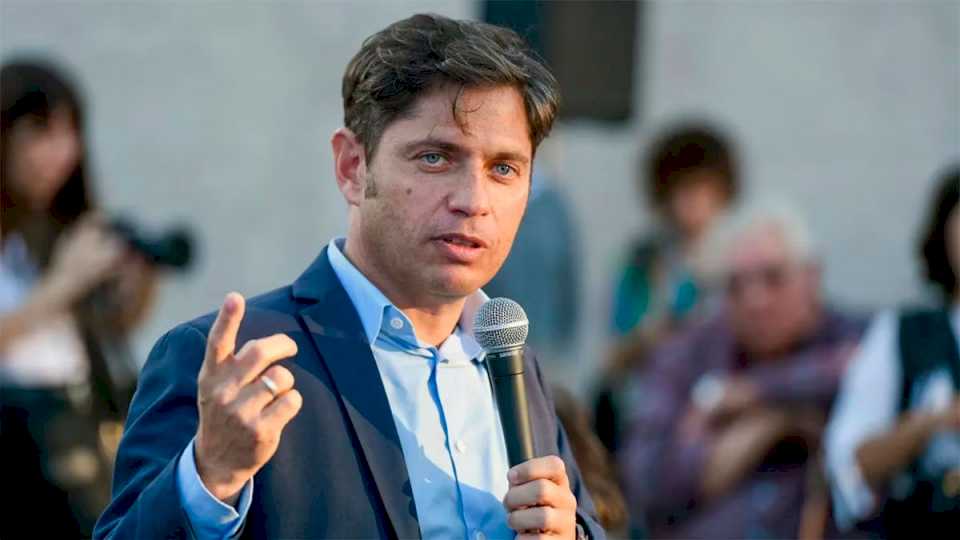 kicillof-acuso-a-milei-por-la-decision-de-ypf-de-instalar-la-planta-de-gnl-en-rio-negro:-«es-una-irresponsabilidad-del-presidente»