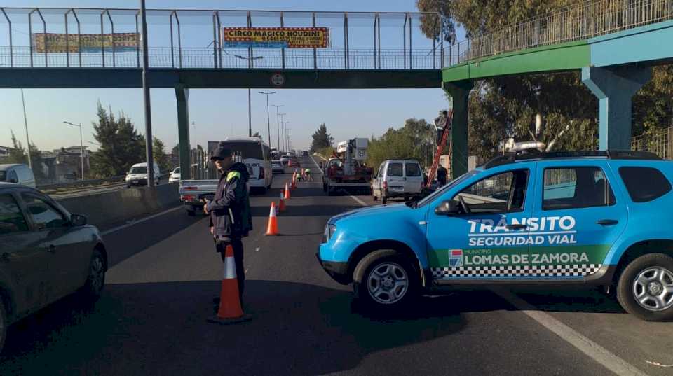 lomas-de-zamora:-dos-ladrones-mataron-a-tiros-a-un-policia-de-la-ciudad-para-robarle-la-moto