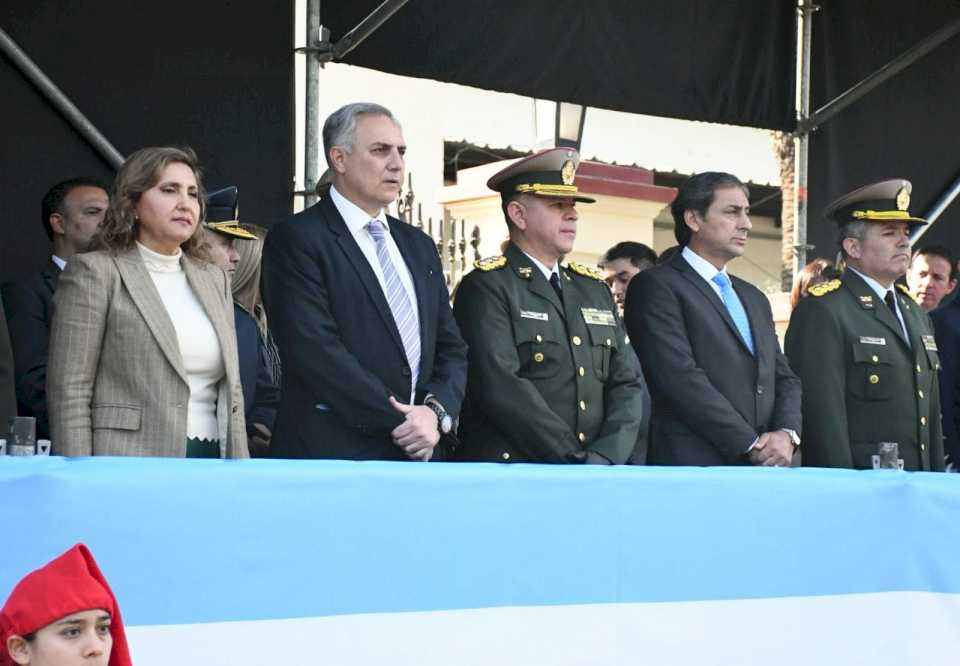 autoridades-participaron-del-acto-oficial-por-el-86°-aniversario-de-gendarmeria-nacional-argentina