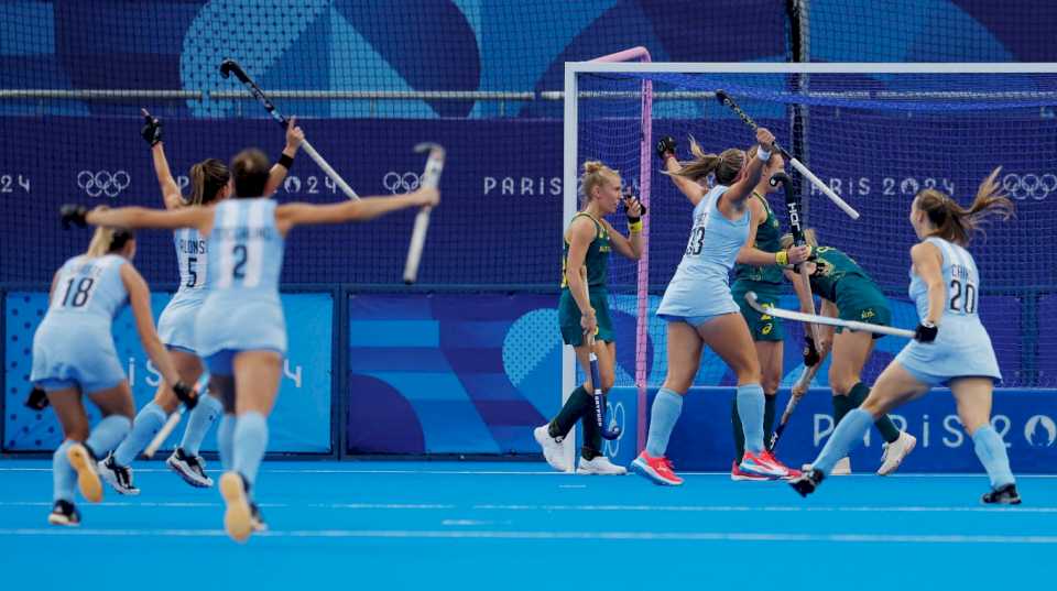 Las Leonas vencen 3-2 a Australia en un partido clave para ser primeras en su grupo de los Juegos Olímpicos