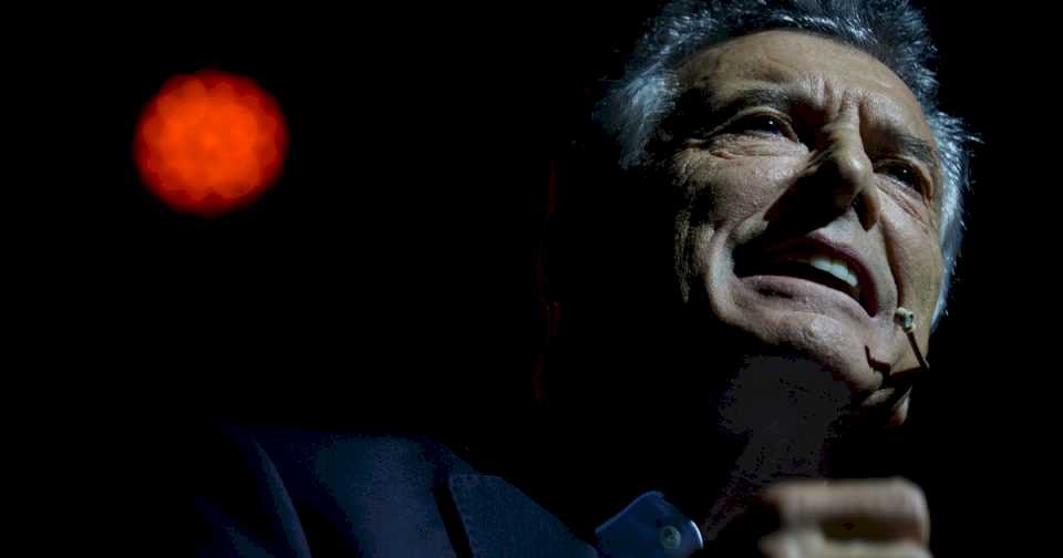 Macri dijo que habló con Santiago Caputo, pero desistió porque «él siente que es mejor negociar con los malos»