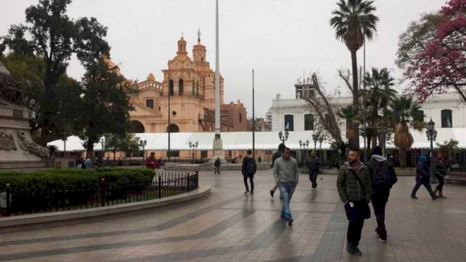 fin-del-«veranito»-y-descenso-de-temperatura-este-sabado:-la-maxima-rondara-los-22°