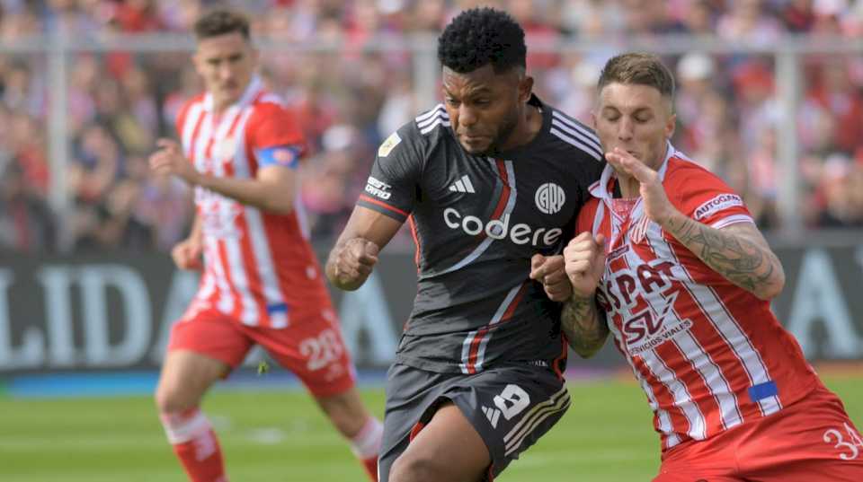 River visita a Unión por la Liga Profesional antes de la vuelta de Marcelo Gallardo: empatan 0-0