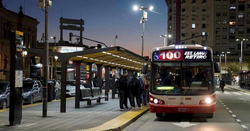 Oficializaron las nuevas tarifas de colectivos: cuánto costará viajar en el AMBA a partir del 12 de agosto