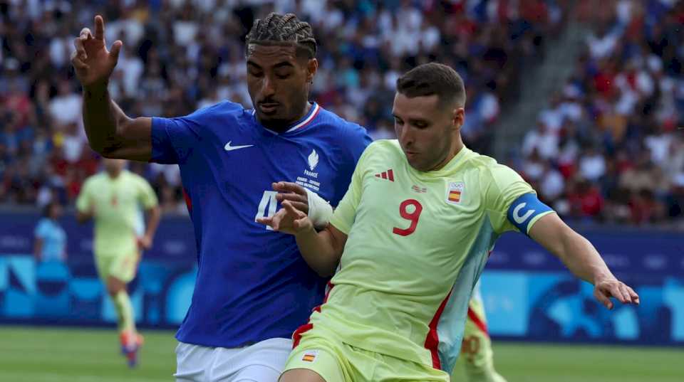 En un partidazo, España le gana 5-3 a Francia y se está quedando con la medalla de oro en París 2024