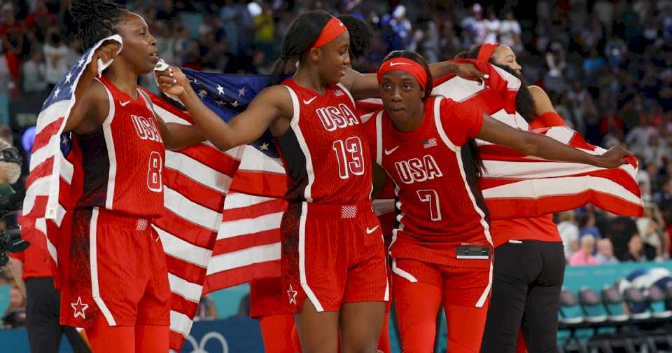 juegos-olimpicos-de-paris-2024:-estados-unidos-paso-del-susto-mas-grande-a-su-octava-medalla-dorada-en-un-epico-final-ante-francia-en-basquet-femenino