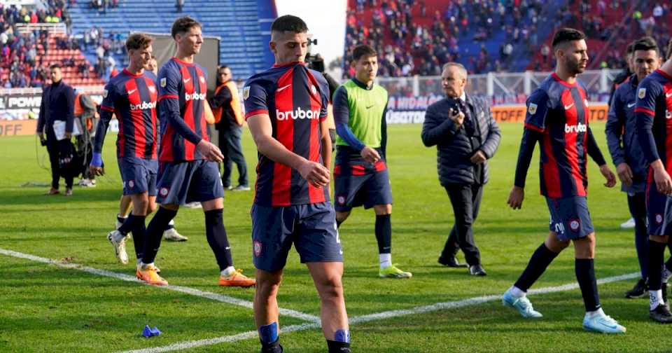 «esto-no-da-para-mas»:-romagnoli-quiso-renunciar-en-san-lorenzo,-pero-los-dirigentes-corrieron-a-ortigoza-y-el-dt-seguira-al-frente-del-equipo