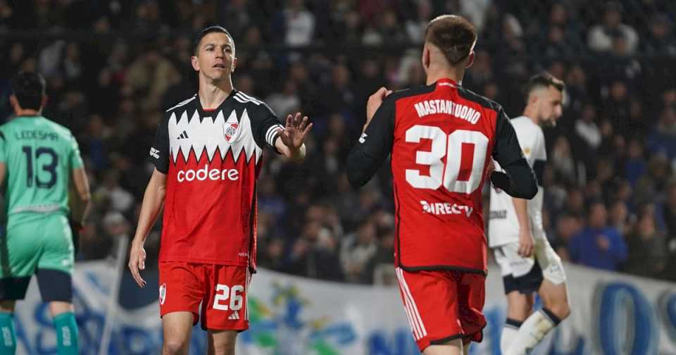 Nacho Fernández las vivió todas contra Gimnasia: el gol de River que no gritó, su autocrítica y la promesa que dejó picando en el Bosque