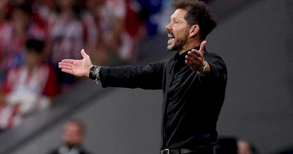 Simeone sacó a Julián Álvarez en el entretiempo, el Atlético de Madrid empató y se hizo viral por una frase desafortunada: «Vamos a defender bien»