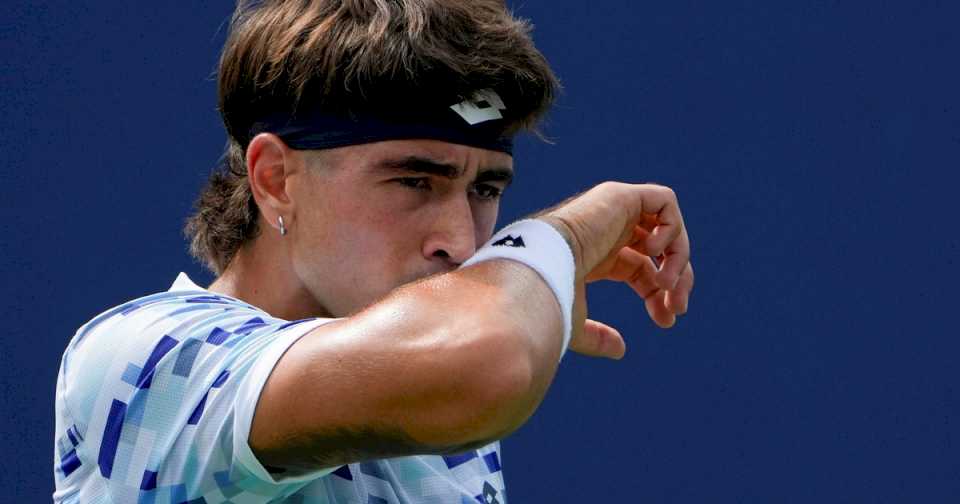 us-open-2024,-dia-5,-en-vivo:-francisco-comesana-y-tomas-etcheverry-van-por-la-epica-y-la-tercera-ronda-en-el-abierto-de-estados-unidos