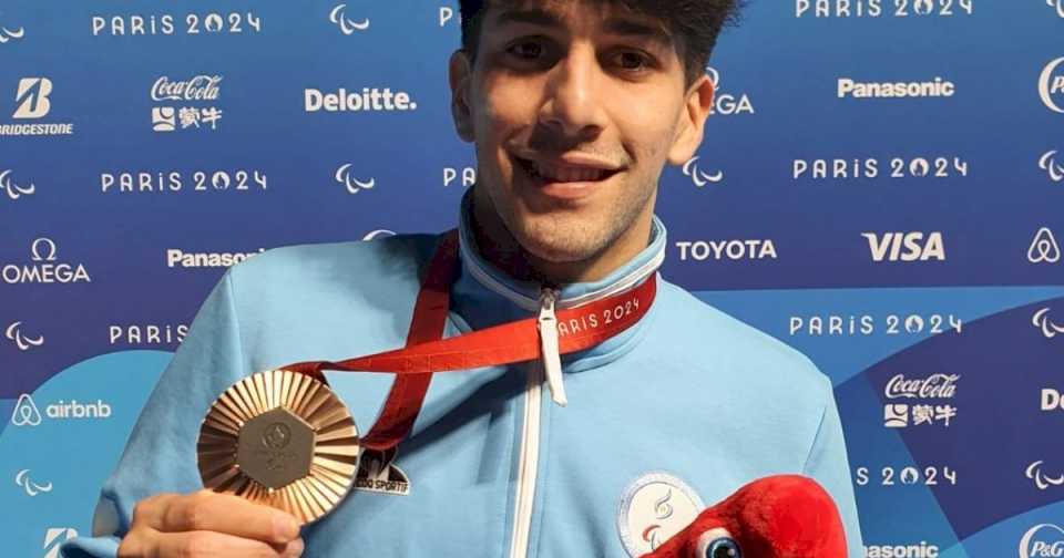 Juegos Paralímpicos de París 2024: Iñaki Basiloff volvió a ganar una medalla en natación y rompió una marca después de ocho años