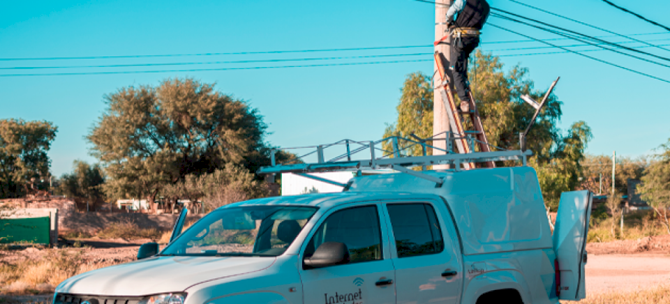 ANILLACO Y AMINGA, CON FIBRA ÓPTICA DE INTERNET PARA TODOS