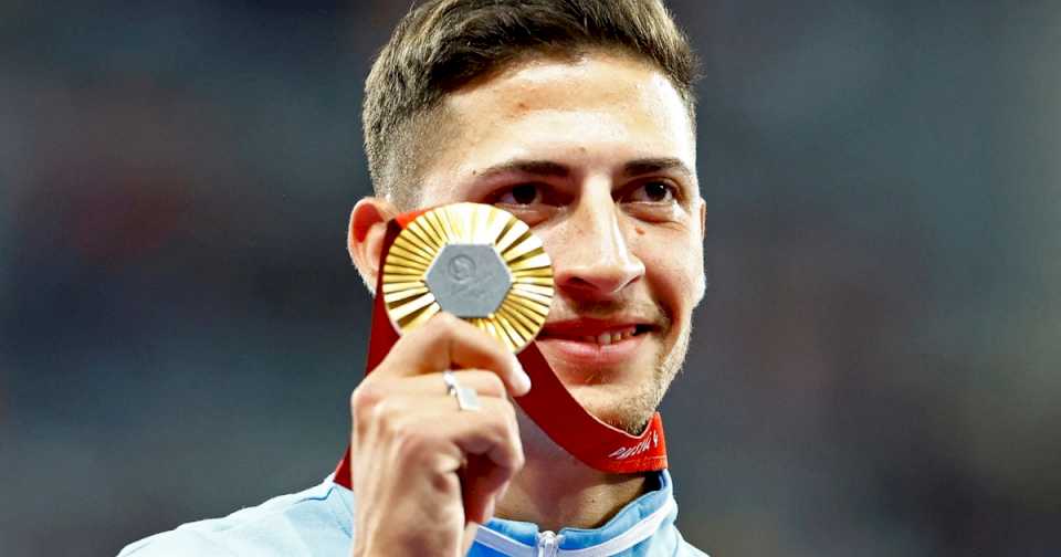 juegos-paralimpicos-de-paris-2024:-brian-impellizzeri-salto-a-la-gloria-y-le-dio-la-segunda-medalla-dorada-a-la-argentina