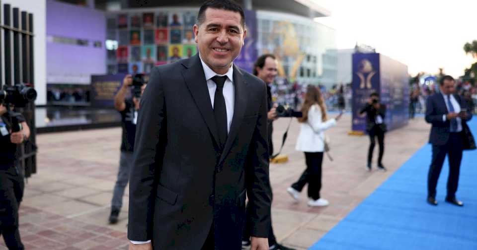 Juan Román Riquelme se acordó de Boca en su ingreso al Salón de la Fama del Fútbol Internacional: «Nunca imaginé esto»