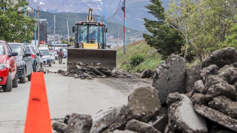 Emergencia vial: El Municipio de Ushuaia confía en acelerar los tiempos de trabajo