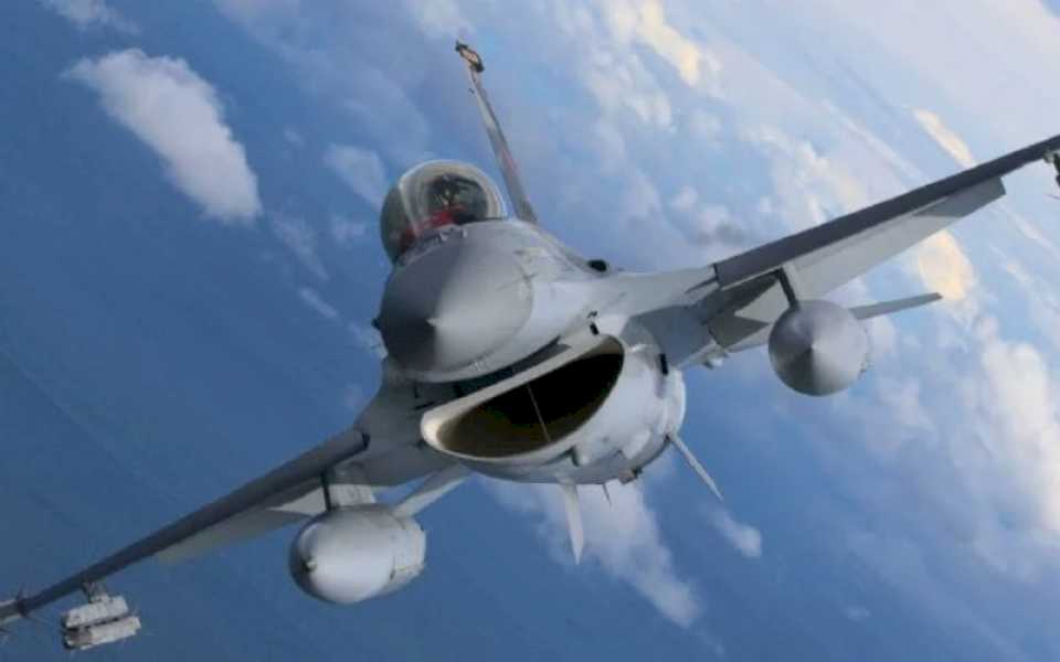 Argentina firmará un documento clave para el armamento de los caza F-16