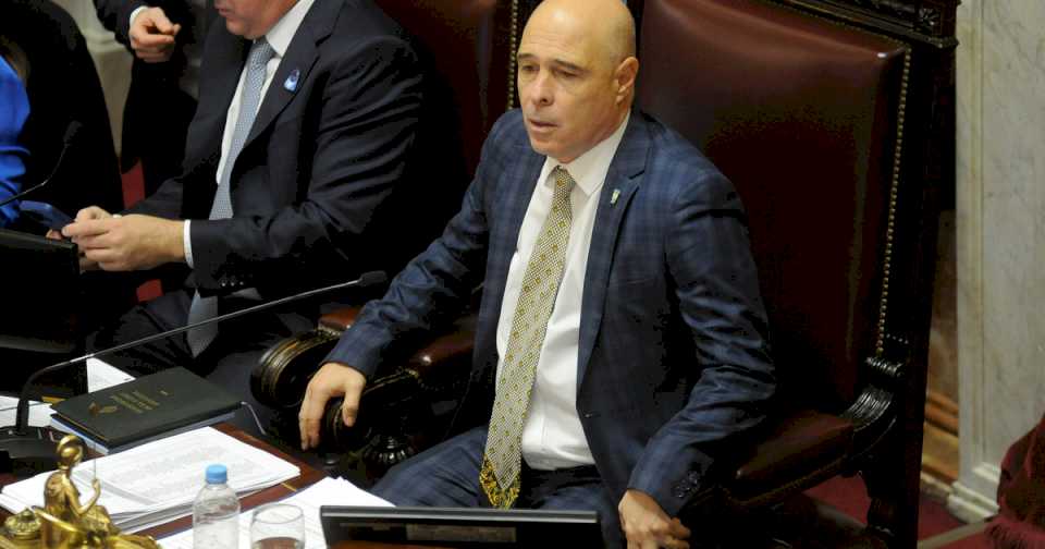 Denuncian que el senador Abdala fraguó fichas de afiliaciones para el partido libertario en San Luis