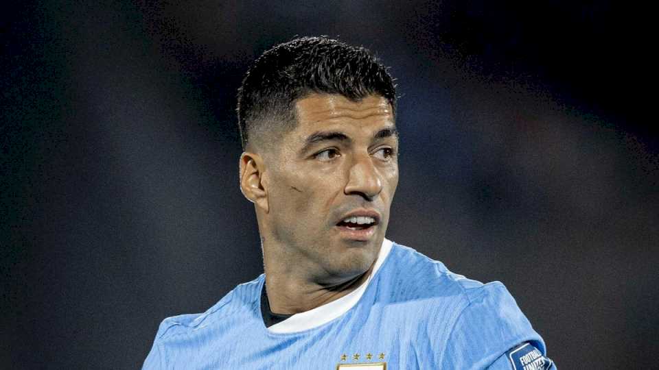 uruguay-despidio-a-luis-suarez-con-un-deslucido-empate-frente-a-paraguay