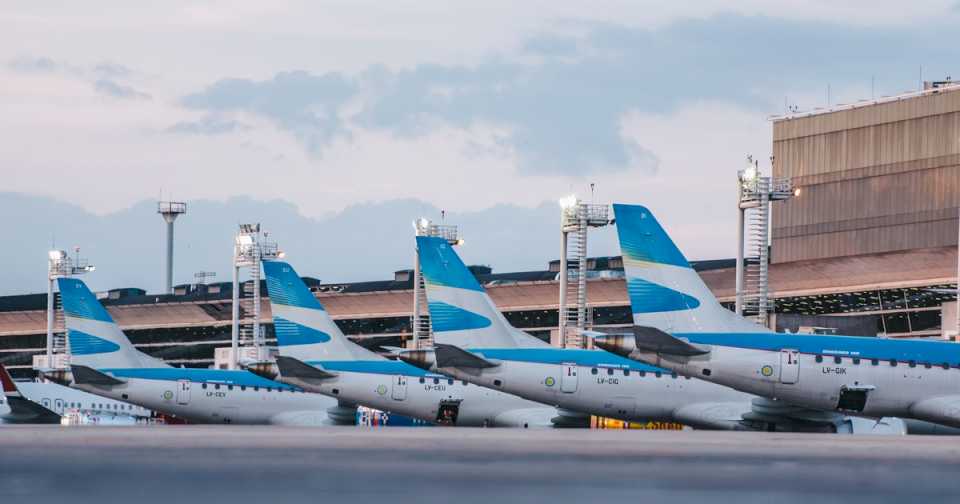 El PRO presentó un proyecto para privatizar Aerolíneas Argentinas, en medio de la tensión con los gremios aeronáuticos