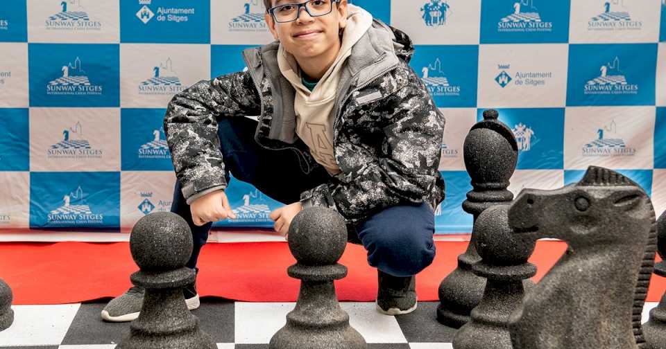 Otra travesura de Faustino Oro: ganó invicto un torneo en España, donde entabló con una leyenda del ajedrez que fue número 3 del mundo