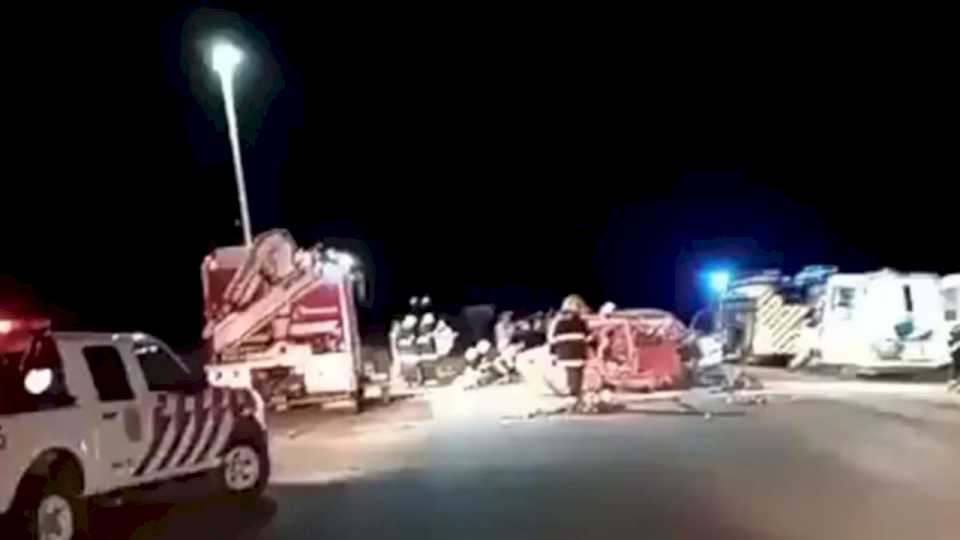 Cuatro muertos, entre ellos un bebé de 1 año, en un trágico accidente