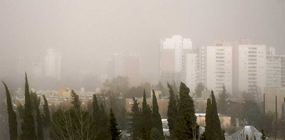 sol-a-pleno-en-neuquen-pero-con-viento-fuerte-durante-este-martes