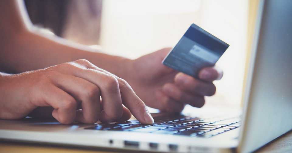 Compras online: las tiendas digitales de los bancos lanzaron una semana de ofertas con 24 cuotas sin interés