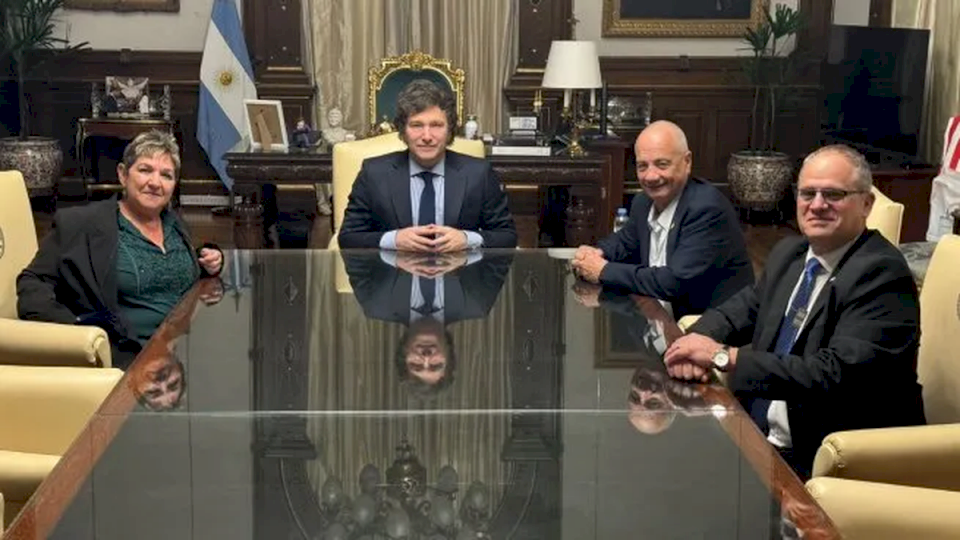 Javier Milei recibió a dos argentinos que fueron secuestrados por Hamás