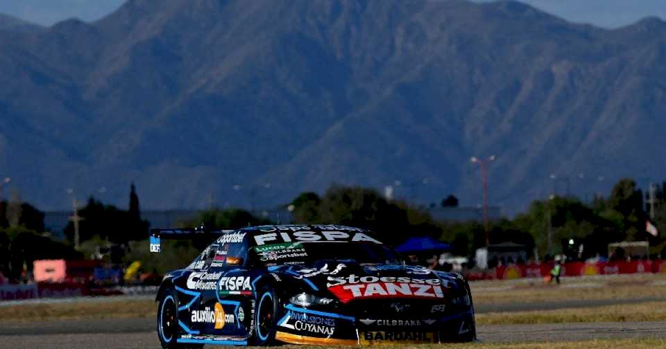 turismo-carretera:-julian-santero-tuvo-un-triunfo-aplastante-en-la-copa-de-oro,-pero-una-fuerte-denuncia-dejo-todo-en-suspenso