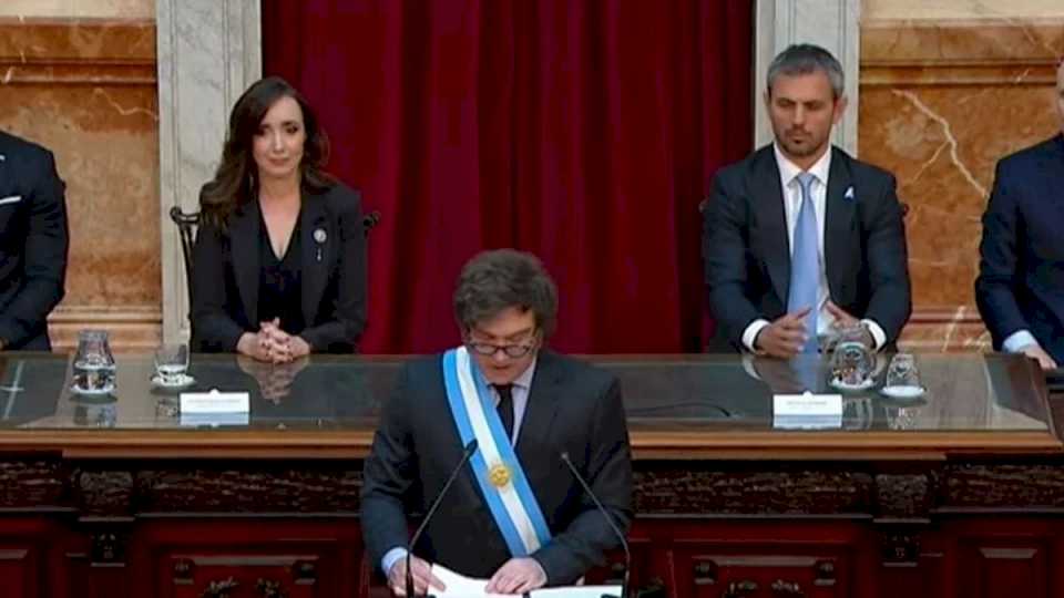 Javier Milei exigió a los gobernadores un ajuste de 60 mil millones de dólares