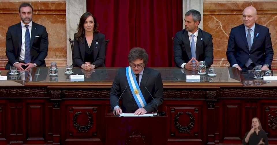 Presupuesto 2025: Javier Milei se aferra al déficit cero y le pidió a las provincias que se hagan cargo de sus gastos