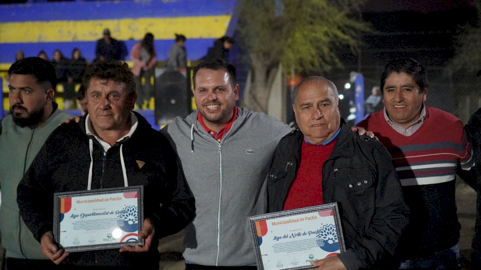 Premiación a los campeones de Interligas en Paclín