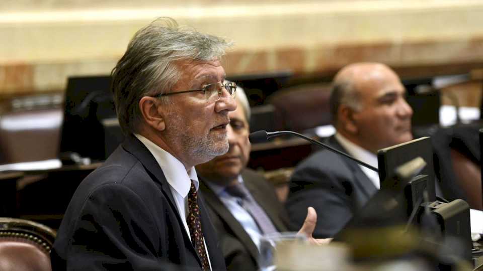 «El Gobernador nos pidió analizar minuciosamente el presupuesto»