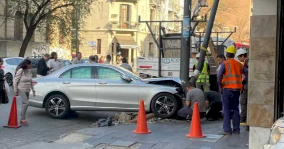 trascendio-el-video-de-otro-choque-del-conductor-que-atropello-a-17-personas-en-cordoba-y-crecen-las-dudas-sobre-su-salud