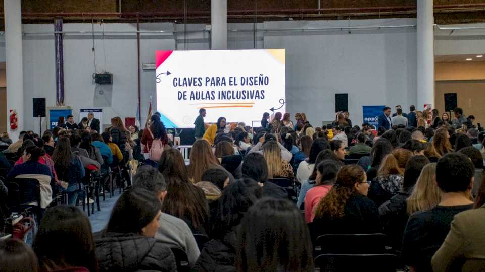 Docentes se capacitaron en educación inclusiva