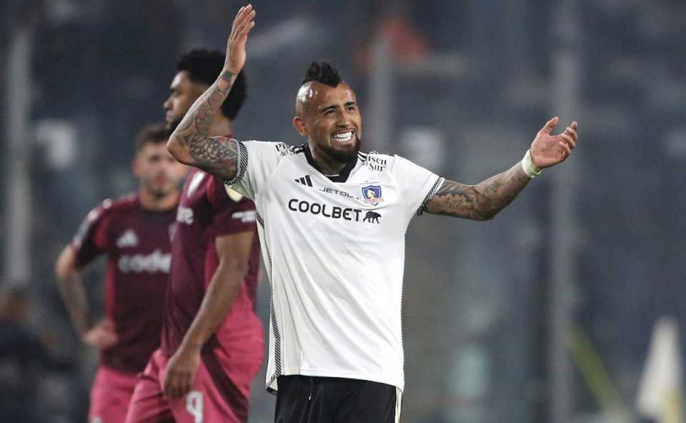 las-fulminantes-declaraciones-de-vidal-tras-el-empate-de-colo-colo-ante-river:-«tengo-mas-titulos-que-todos-sus-jugadores»