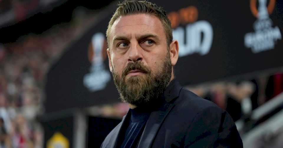 Sorpresa en Italia: la Roma despidió a De Rossi luego de cuatro fechas de la Serie A