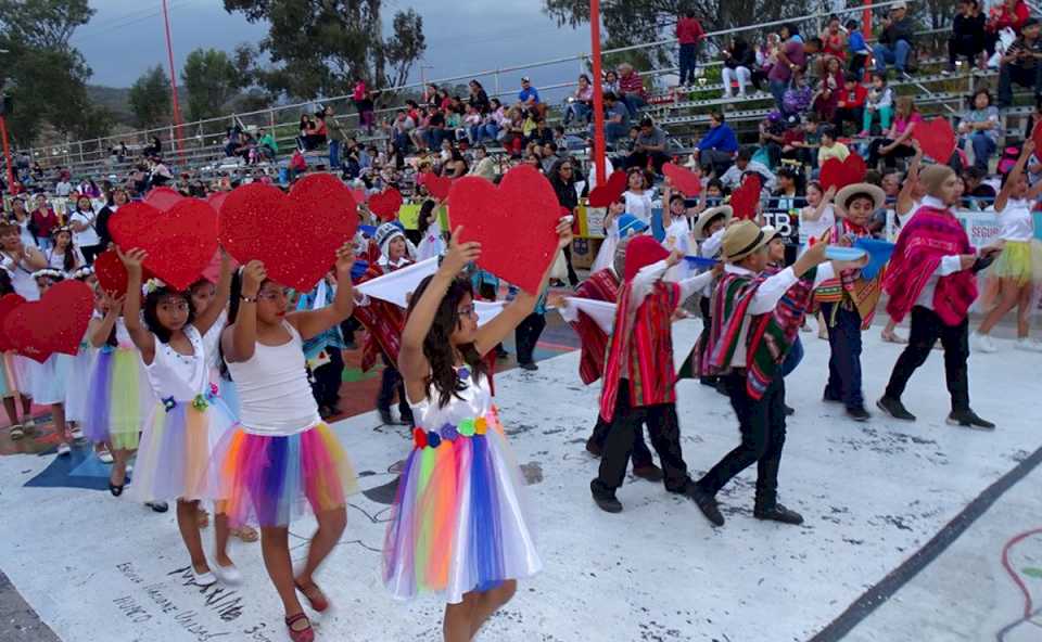 mas-de-60-instituciones-participaran-del-desfile-«bienvenida-primavera»:-conoce-el-orden-de-pasada