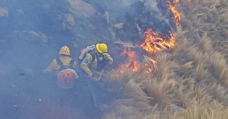 Se reactivaron los incendios en Córdoba: corte de ruta, evacuados y pronóstico desalentador