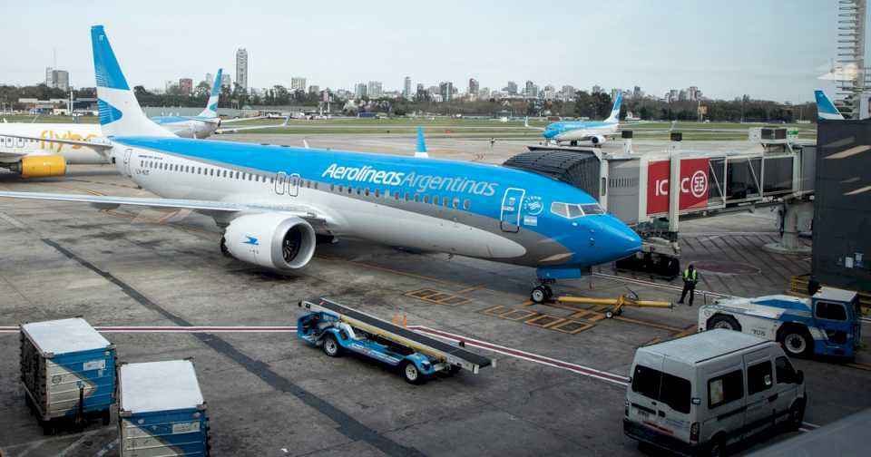 Aerolíneas: en Economía reportan pérdidas por US$ 273 millones en seis meses y en la empresa dicen que fueron «sólo» US$ 84 millones