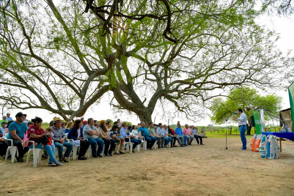 el-vicegobernador-solis-mantuvo-encuentros-con-productores-paipperos-y-pequenos-agricultores