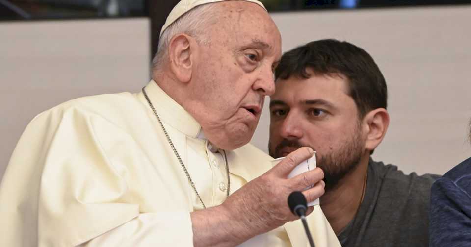 El papa Francisco criticó el protocolo antipiquetes del Gobierno: «En vez de pagar justicia social, pagó el gas pimienta»