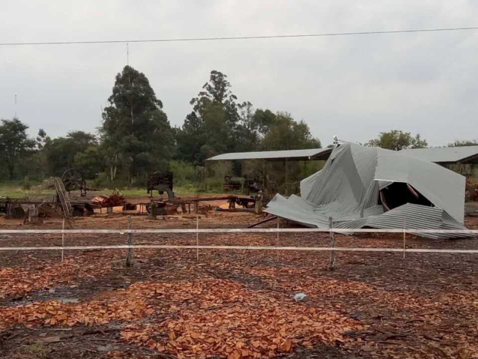 temporal-causo-destrozos-en-una-localidad-del-interior