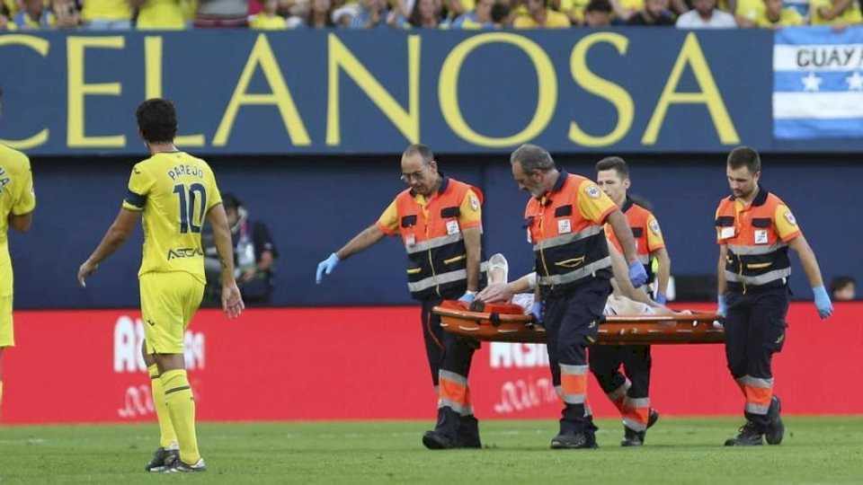 Ter Stegen se marcha llorando de Villarreal temiendo una grave lesión en la rodilla derecha