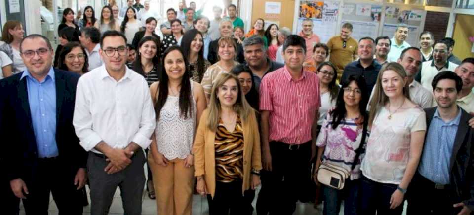 UNLAR. TRES MUJERES VAN A ELECCIONES POR EL RECTORADO DE LA UNLAR