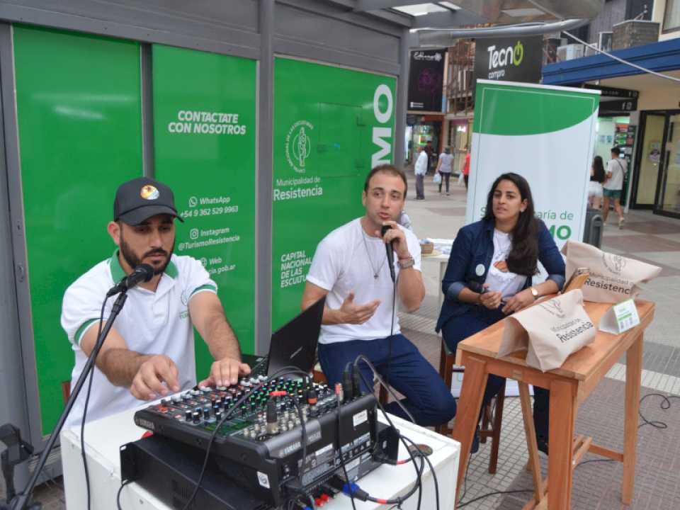 La Municipalidad de Resistencia presentó streaming y radio abierta en la peatonal